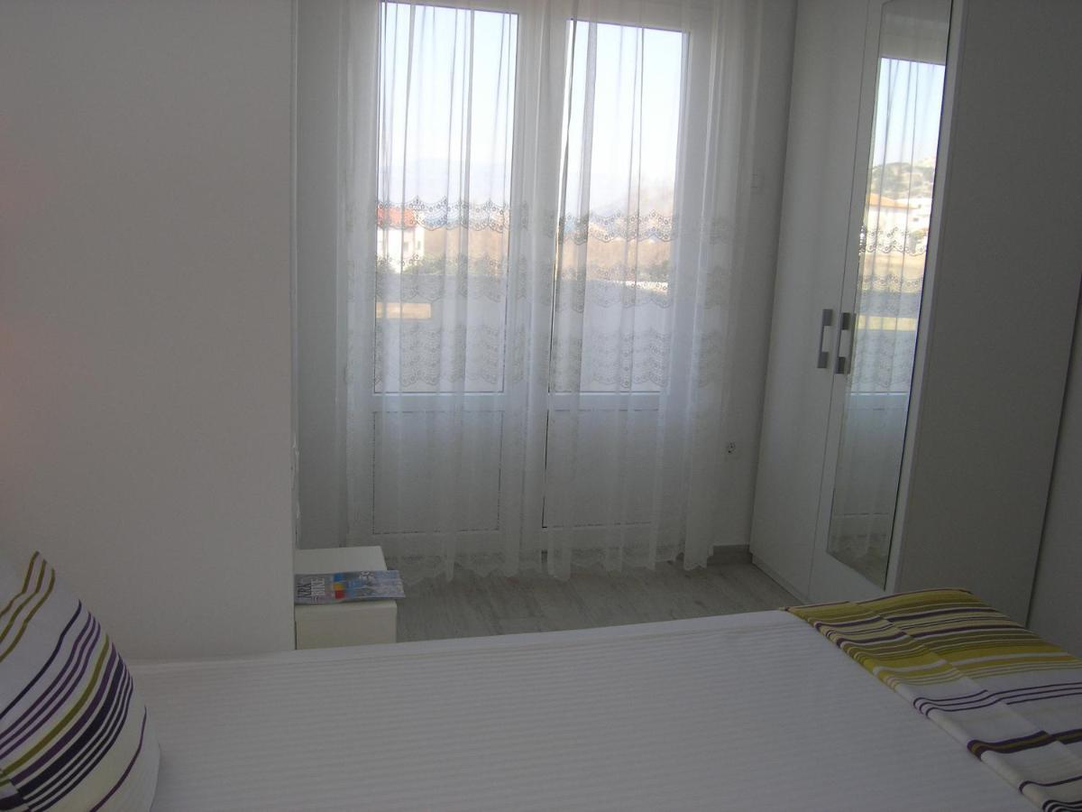 Apartments Aventura Baska For Relaxing Holidays Bagian luar foto