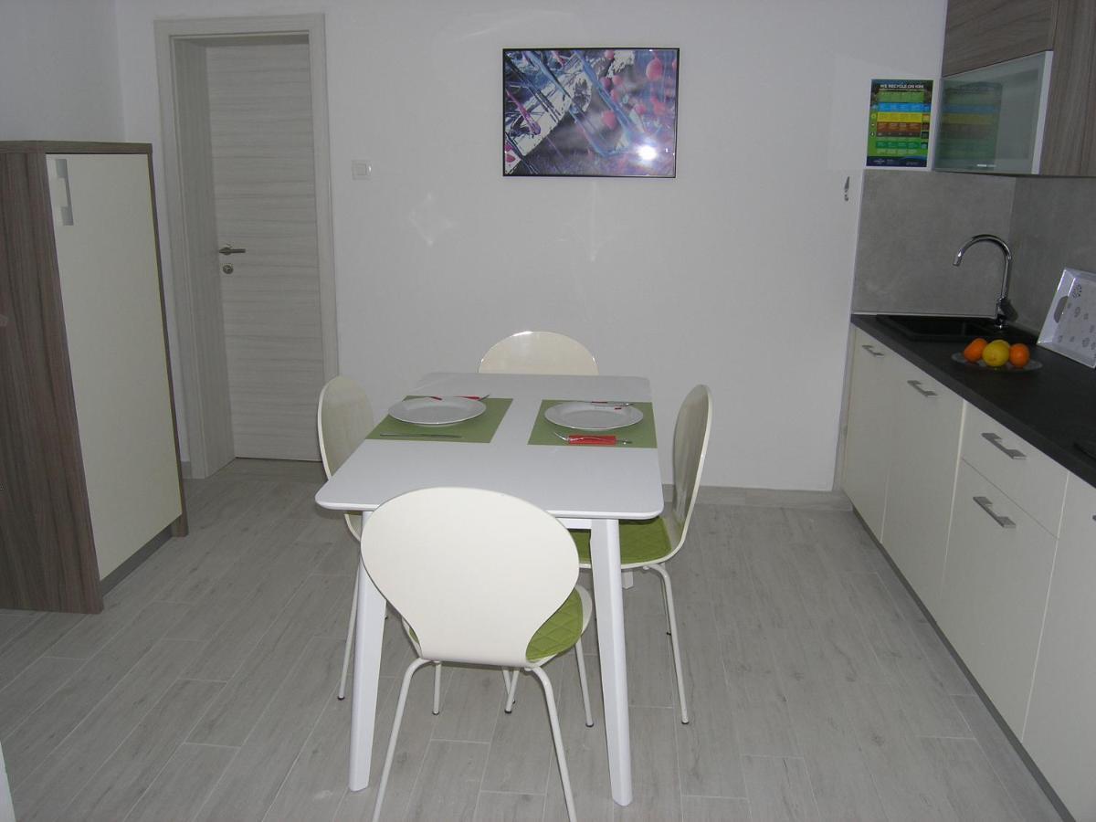 Apartments Aventura Baska For Relaxing Holidays Bagian luar foto