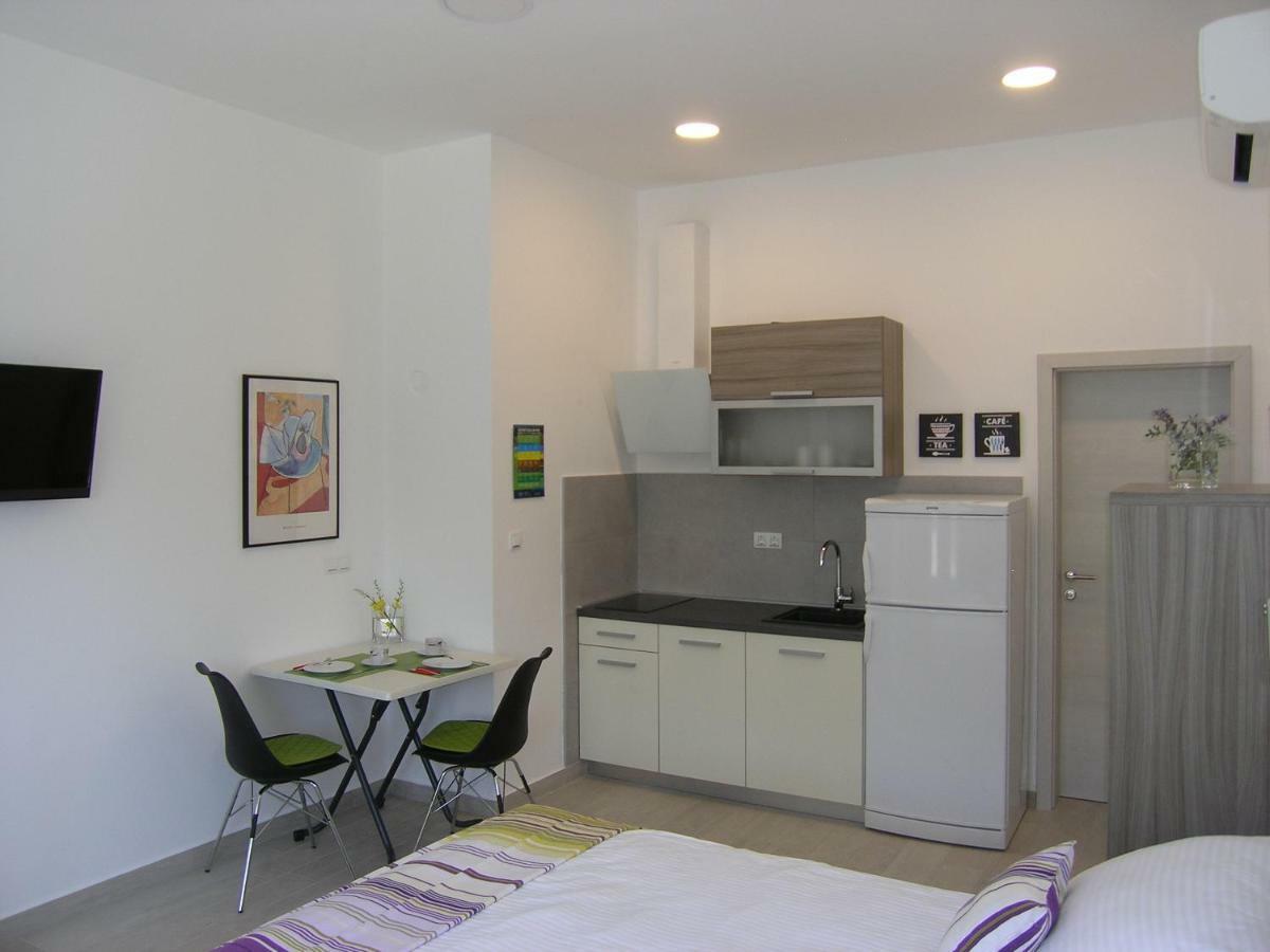 Apartments Aventura Baska For Relaxing Holidays Bagian luar foto